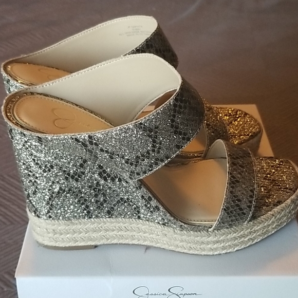 NEW gold espadrille wedges - Picture 3 of 6